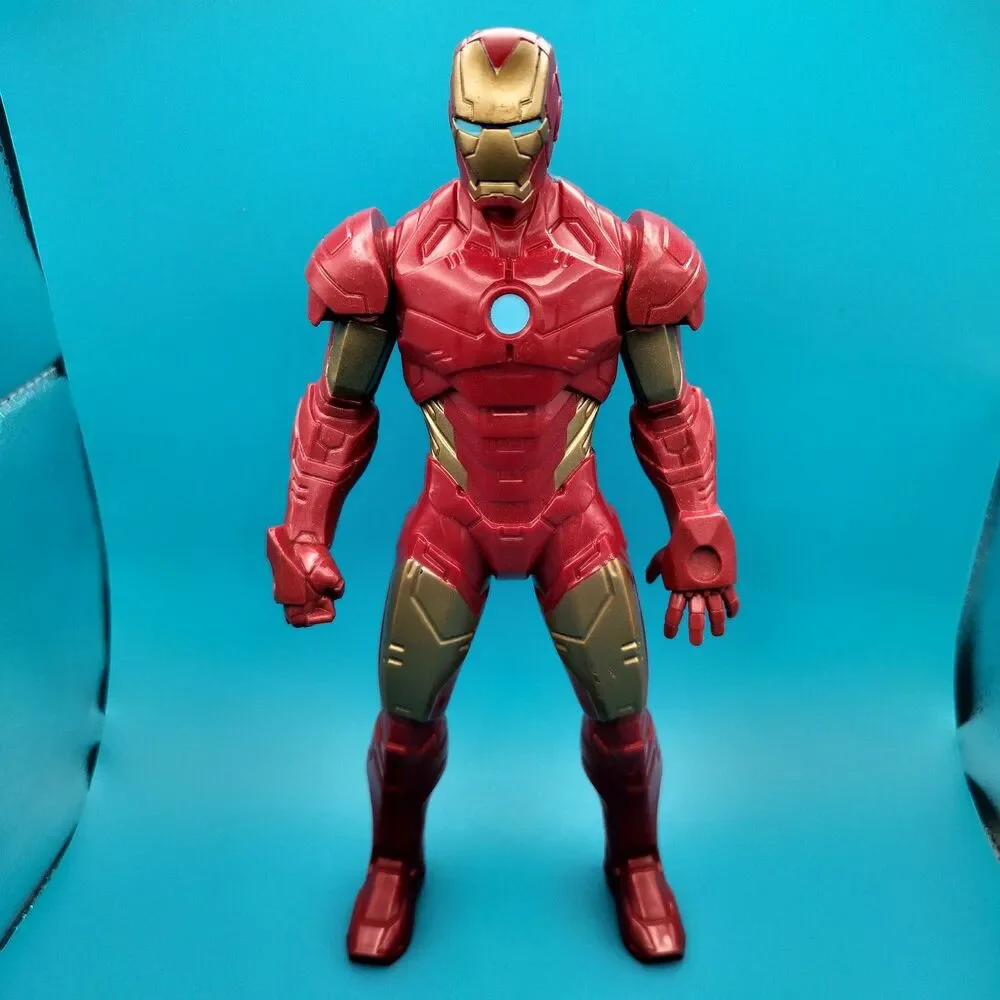 Hasbro Marvel Iron Man Action Figure 2019 Red Gold Blue 8.5